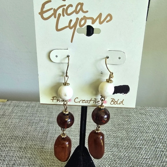 Erica Lyons Brown White Beaded Round Tier Earrings - Picture 1 of 3